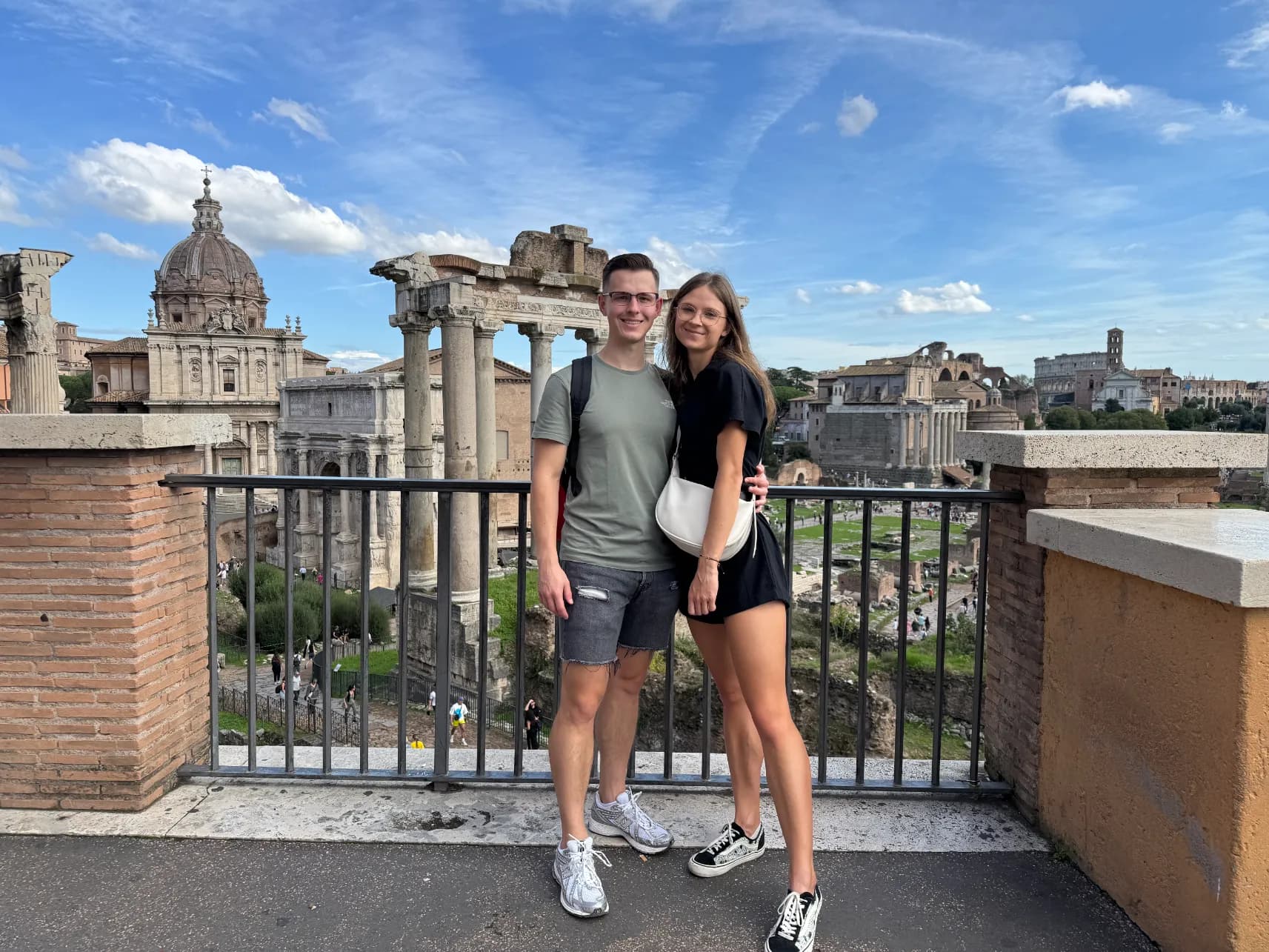 Para podróżników - kobieta i mężczyzna